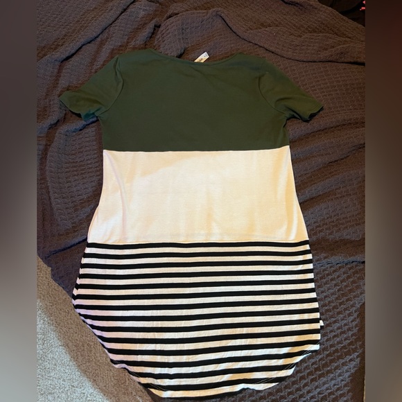 Short Sleeve Shirt - Picture 2 of 2